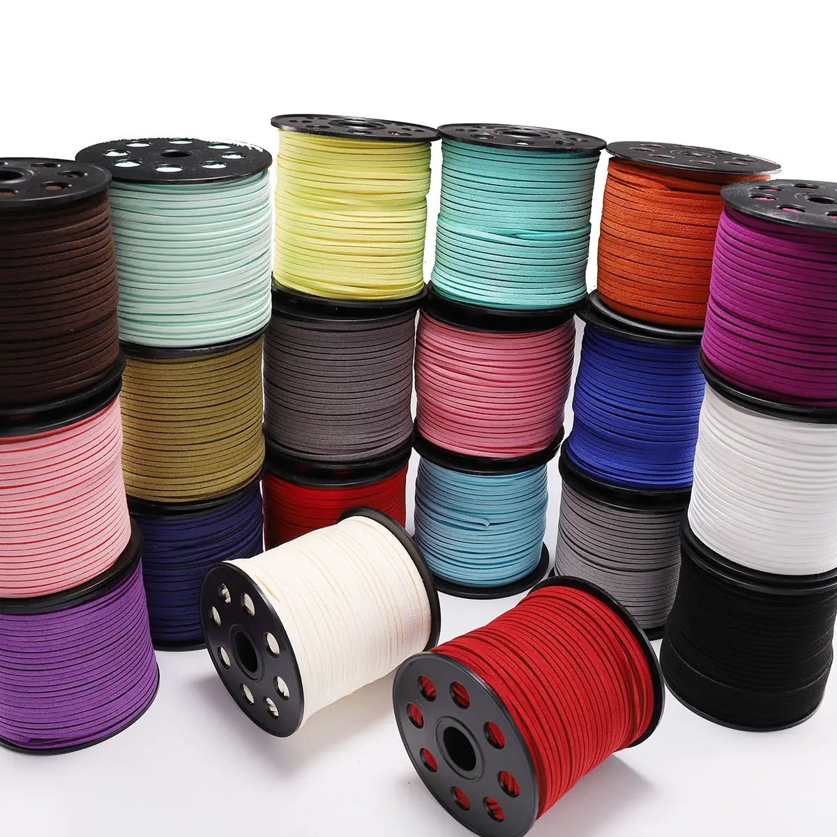 Fabricantes estoque Coreana colorida veludo couro camurça cabo corda 2.6mm enrolado fio trançado DIY jóias corda