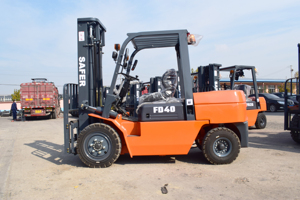 SAFER Carretilla elevadora diésel nueva de 4 toneladas Carretilla elevadora china de bajo precio fabricada por SaferLifts - Product Image 4