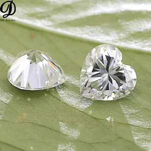 Pabrik harga grosir per carat berlian 5x5mm berbentuk hati longgar moissanite untuk ring