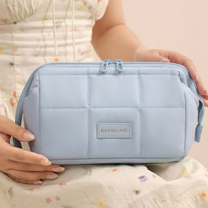 Sac de maquillage de voyage portable réutilisable multicolores pour femmes, pochette imperméable pour le rangement des cosmétiques avec fermeture à glissière - Product Image 6