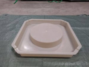 Molde para Protección de Bancos de Hormigón, Diseño y Fabricación Industrial de Moldes de Inyección para Exteriores - Product Image 4