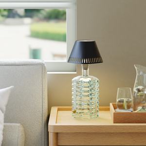 Lampe LED portable pour bouteille de vin, bouchon de bouteille de vin avec lampe LED, lampe LED rechargeable pour bouteille de vin pour restaurant et hôtel - Product Image 3