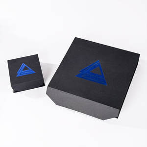Caja de Joyería Personalizable para Aretes y Anillos Incluye Bolsa de Papel para Regalo, Caja de Envío, Tarjeta de Agradecimiento con Guía de Cuidado - Product Image 2