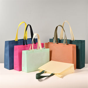 Sacs fourre-tout non tissés personnalisés à prix de gros, sacs de courses écologiques vierges, sacs non tissés avec logo - Product Image 2