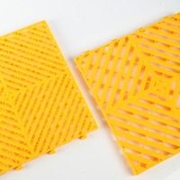 Dalles de sol en plastique amovibles antidérapantes pour garage, grille de jonction pour lavage de voitures, revêtement de sol moderne en PP