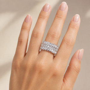 Anello a Mezza Fascia con Design a T, Anello Semplice da Dito per Donne - Product Image 2
