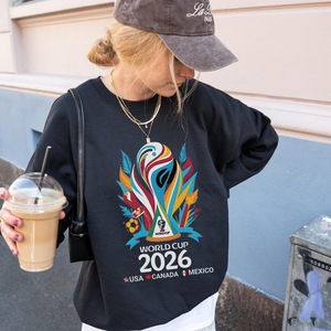Camiseta con Logotipo Personalizado, Diseño Gráfico, Algodón, Corte Cuadrado, Estampado de Personajes Animados, Unisex, Estilo Urbano, Top de Verano, Disponible - Product Image 2