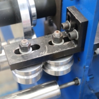 Hot New Pratique Pompe Automatique En Acier Panneau De Toit Tuile Faisant Machine Engrenage pour Plancher Mur Usines De Fabrication Métal Pratique