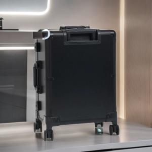 Valise de maquillage portable Obox avec lumière, grande capacité, roulettes, pour le maquillage, le nail art, la broderie et l'usage domestique - Product Image 2