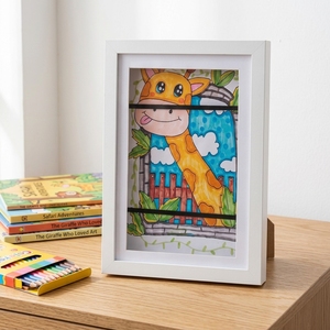 Marco de Madera Natural para Obras de Arte Infantiles A4, Apertura Frontal, Capacidad para 100 Obras, Ideal para Dibujos y Obras de Arte de Niños - Product Image 2