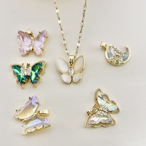 Pendentif Papillon en Cuivre Plaqué Or Incrusté de Zircons pour Fabrication de Colliers, Composant de Bijoux DIY, Été 2025 - Product Image 1