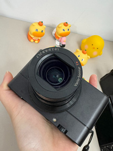 Appareil photo d'occasion Sony DSC-RX100 M5 avec objectif 20,1MP, vidéo 4K, appareil photo pour la photographie de rue - Product Image 5
