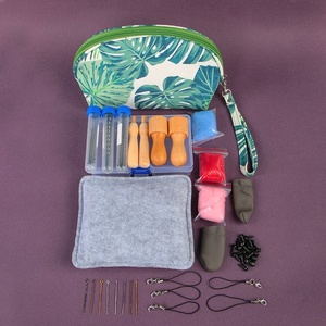 Kit de couture DIY pour débutants avec aiguille à poinçonner, outils faits main en <span class=keywords><strong>bois</strong></span> et métal, boîte de rangement, kit de couture tendance - Product Image 1