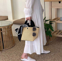 Sac de plage rétro d'été imperméable et portable en forme de baril avec broderie de lettres, perles, plumes et fleurs – Grande Vente