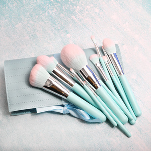 Lot de 12 pinceaux de maquillage en nylon bicolore, manche en bois <span class=keywords><strong>rouge</strong></span>, virole noire, ultra-doux, sans perte de poils, pour salon de beauté - Product Image 3