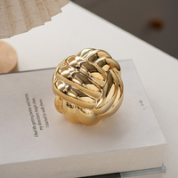 Nouvelles décorations de luxe texturées pour l'intérieur de la maison, en céramique dorée, style moderne, boules de laine décoratives pour la maison