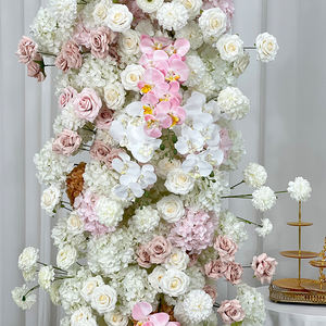 Columnas de Flores Artificiales de Seda Rosa y Blanca, Realistas y Modernas, Personalizables, para Decoraciones y Telones de Fondo de Bodas en Interiores y Exteriores - Product Image 2
