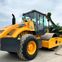 Rouleau compresseur vibrant d'occasion XCMG XS143J de 14 tonnes à tambour unique pour la construction routière