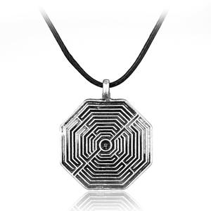 The Maze Runner Antique Silver <strong>Labyrinth</strong> Pendant Collana Necklace Greenies Runners - Product Image 1