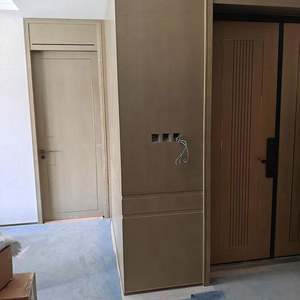Portes en bois pré-montées modernes pour l'intérieur et l'extérieur, pour la cuisine, la chambre à coucher, la villa et l'hôtel, avec un design décoratif - Product Image 4