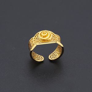 Vente directe Jxx, nouvelle arrivée, ensemble de bijoux en laiton plaqué or 24 carats, bracelets et bagues tendance pour femmes - Product Image 3