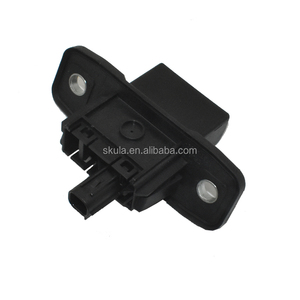 Piezas de automóvil Skula, interruptor de <span class=keywords><strong>maletero</strong></span> trasero para <span class=keywords><strong>Mazda</strong></span>, para Axela, para Atenza, para Axela, para Atenza, para <span class=keywords><strong>Mazda</strong></span>, para Axela, para Atenza, y para <span class=keywords><strong>Mazda</strong></span>, para la parte trasera del <span class=keywords><strong>maletero</strong></span>, para la parte de coche, de la de - Product Image 3