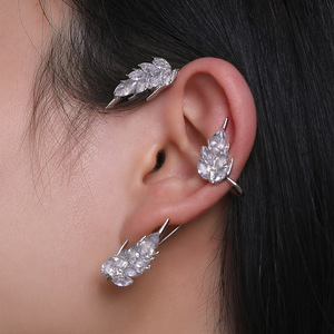 Orecchini pendenti con Micro frumento in zircone intarsiato orecchini con Clip in osso per donne di lusso leggero e personalità semplice - Product Image 3