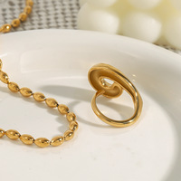 Bague ouverte torsadée abstraite en acier inoxydable doré Gaovo pour femme, bijou de mode moderne, sculptural, étanche et hypoallergénique