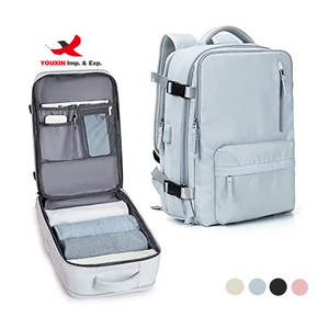 Mochila Grande Impermeable para Mujer, 40L, Unisex, con Puerto de Carga USB, Venta al Por Mayor - Product Image 1