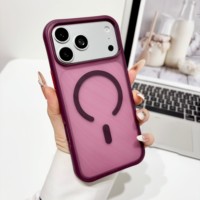 La charge magnétique convient aux coques de téléphone portable iPhone 18 Pro Max, la nouvelle coque transparente tout-en-un anti-chute pour hommes et femmes.