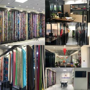 Tissu bon marché imprimé pigmenté en microfibre brossé tissu de drap de <span class=keywords><strong>lit</strong></span> pour couvre-<span class=keywords><strong>lit</strong></span> hometextile - Product Image 2