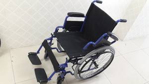 Silla de ruedas manual plegable para ancianos y discapacitados, alto rendimiento - Product Image 5