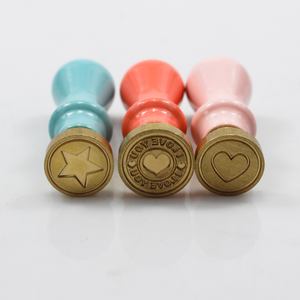 Sceau de cire personnalisé en bois personnalisé poignée de timbre brillant ou d'autres couleurs de peinture timbres personnalisés uniques - Product Image 5