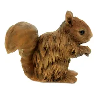 Driftwood Realist Driftwood Look Squirrel Resin Figurine Statue For Outdoor Decoration