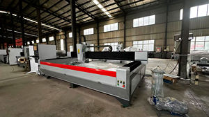 Machine de traitement de l'aluminium CNC 3 axes robuste YBKE avec moteur et roulement, multiprocessus aluminium/UPVC/PVC/verre, puissance 24 kW - Product Image 2