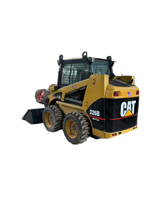La cargadora de dirección deslizante Cat 246D 226B de segunda mano tiene menos horas de trabajo, está en buen estado original y ofrece una excelente relación calidad-precio. - Product Image 1