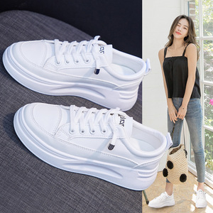 Zapatillas blancas de nuevo estilo - calzado deportivo informal para exteriores, cómodo, con suela suave, versátil para todas las ocasiones - Product Image 2