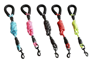 Conveniente correa duradera para perros, accesorio reflectante de nailon manos libres, mango acolchado suave, estampado colorido, para caminar y correr - Product Image 2