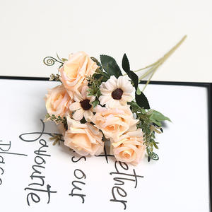 Fiori Artificiali in Seta dall'Aspetto Realistico per Decorazioni Casa, Matrimoni e Feste, Fornitura all'Ingrosso - Product Image 1