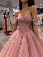 Prinzessinnen-Rosa Quinceañera-Kleid Ballkleid mit Blumenapplikationen Perlenstickerei Schleife Sweet 16 Vestidos De 15 Anos