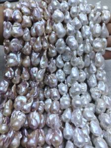 Vente en gros de perles naturelles de forme irrégulière blanches et violettes, perles baroques d'environ 17 pièces pour la fabrication de bijoux, accessoires de bijoux à bricoler soi-même - Product Image 2