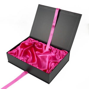 Luxus Haar Perücke Verpackung Black Box Magnet verschluss Paket Starre Satin gefütterte Geschenk boxen für Perücken mit Satin Stoffe insatz