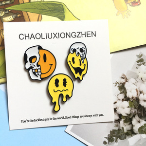Groothandel Voorraad Persoonlijkheid Schattige Smiley Cry Expressie Schedel Badge Broche Smile Gezicht Grappige Zachte Aansnijding Badge Emaille Pin - Product Image 2