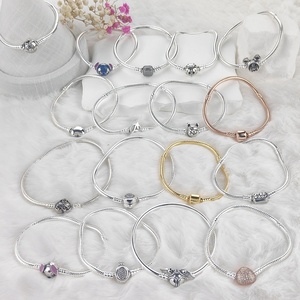 NUOVO Bracciale a Catena Serpente in Argento Sterling 925 con Chiusura a Clip, Adatto per Charms Originali Fai-da-te, Braccialetto Rigido con Chiusura a Cuore, <span class=keywords><strong>Gioielli</strong></span> alla Moda, Regalo per Donne e Ragazze - Product Image 1