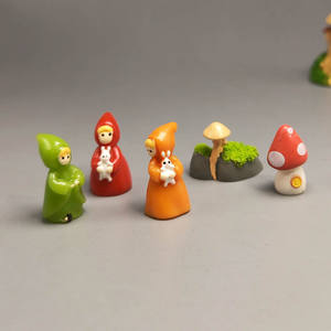 Nueva Figura Decorativa de Casa de Hongo de Hadas en 3D, Gnomo de Dibujos Animados, Manualidades Kawaii, Miniatura de Jardín, Decoración de Hogar de Bosque Mágico, Dijes de Resina - Product Image 3