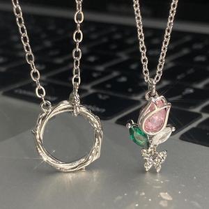 Collier pendentif croix en argent pur S925 avec perles de millet, blanc pur, luxe, romantique, style médiéval, pour mariage - Product Image 1