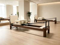 Lit de Pilates Reformer en aluminium robuste avec chariot à glissement fluide, ensemble complet d'accessoires pour studio et domicile