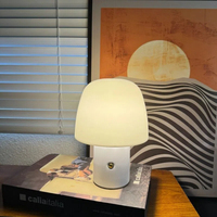Lampe de table LED moderne rechargeable DC 2026 en promotion, veilleuse champignon à commande tactile, protection oculaire, ambiance chaleureuse, design simple