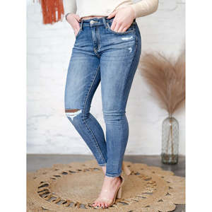 China Factory Wholesale Light Blue Women's <b>Capris</b> Good Quality Slim Pencil Pants Sexy Ripped <b>Jeans</b> Casual Style Washable Denim - Product Image 6
