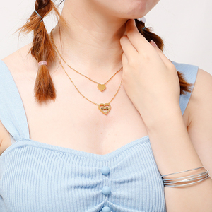 Collana per <span class=keywords><strong>la</strong></span> Festa della <span class=keywords><strong>Mamma</strong></span> in Acciaio Inossidabile con Ciondolo a Cuore Stratificato Placcato Oro, Regalo per <span class=keywords><strong>la</strong></span> Festa della <span class=keywords><strong>Mamma</strong></span> - Product Image 6